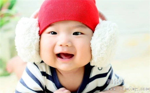 鸡年宝宝取名最佳用字 孩子最合适的取名用字