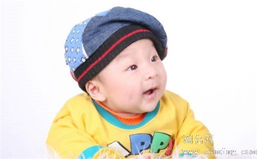 楚辞取名男孩虎年宝宝 寓意气质不凡的男孩名字