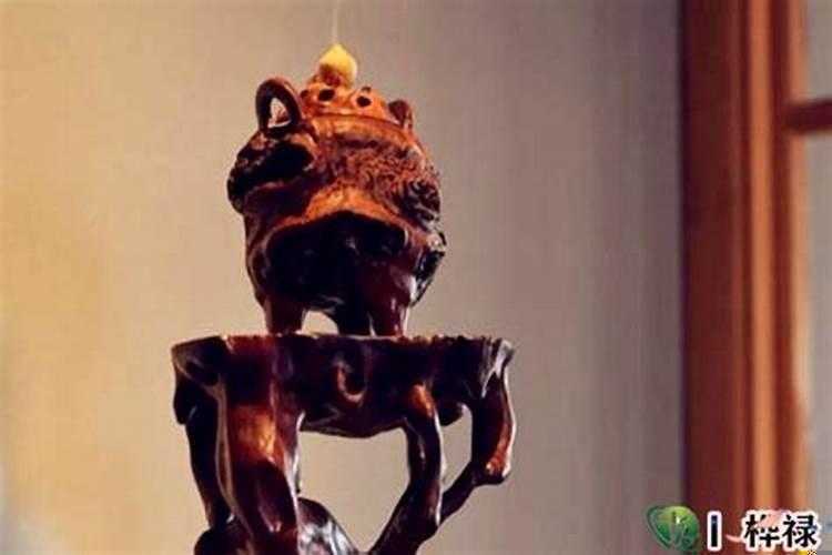 八字枭旺走食神大运是枭神夺食吗？才枭在八字是什么意思