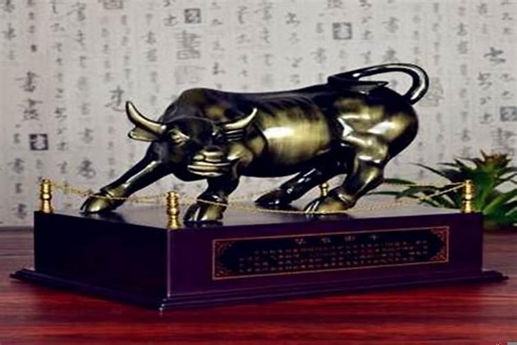 属牛办公室可以放什么摆件？牛可以招财吗