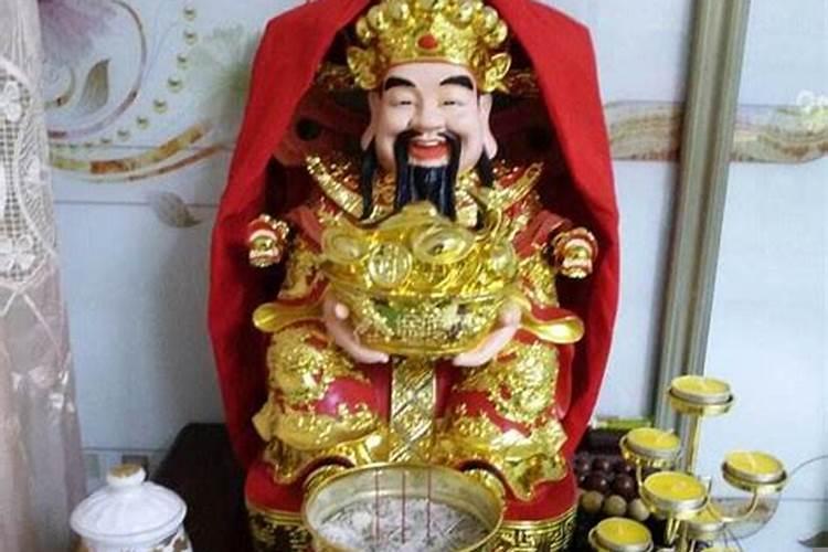 财神爷摆放位置家庭禁忌 鱼缸多高合适 风水