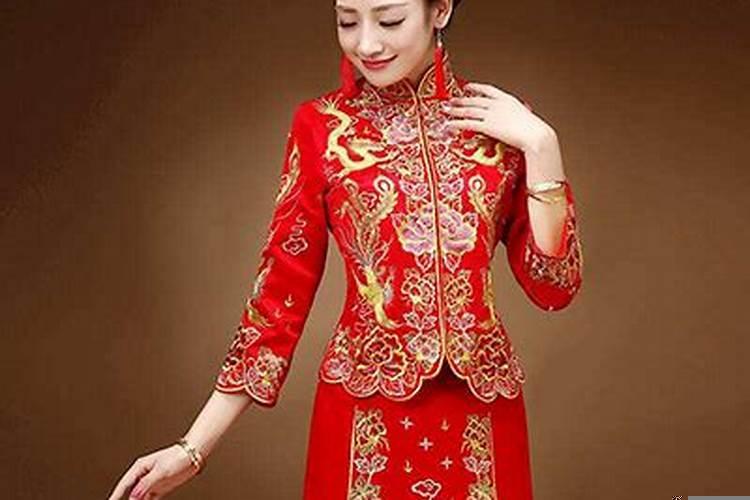 梦见别人穿着大红的嫁衣结婚 梦到穿红色的嫁衣