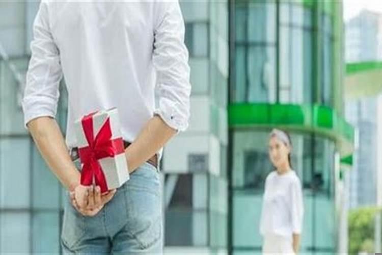 女人梦见舅舅好不好？梦见舅舅怎么回事