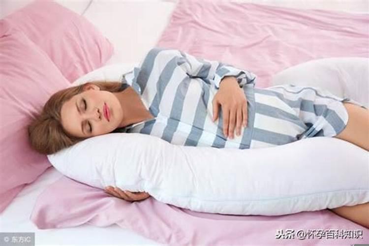 未婚单身女性梦见自己怀孕丈夫对自己不咋滴(单身女子梦见自己怀孕是啥预兆)