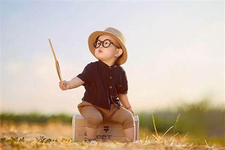 男孩起名有(今年给儿子取啥名字好)