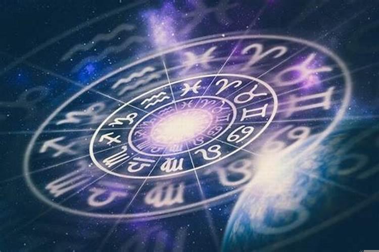 哪个软件看星座比较准，什么app看星座运势比较好？星座看财运准吗